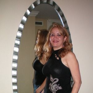 Meet your Posher, Ylsa maria